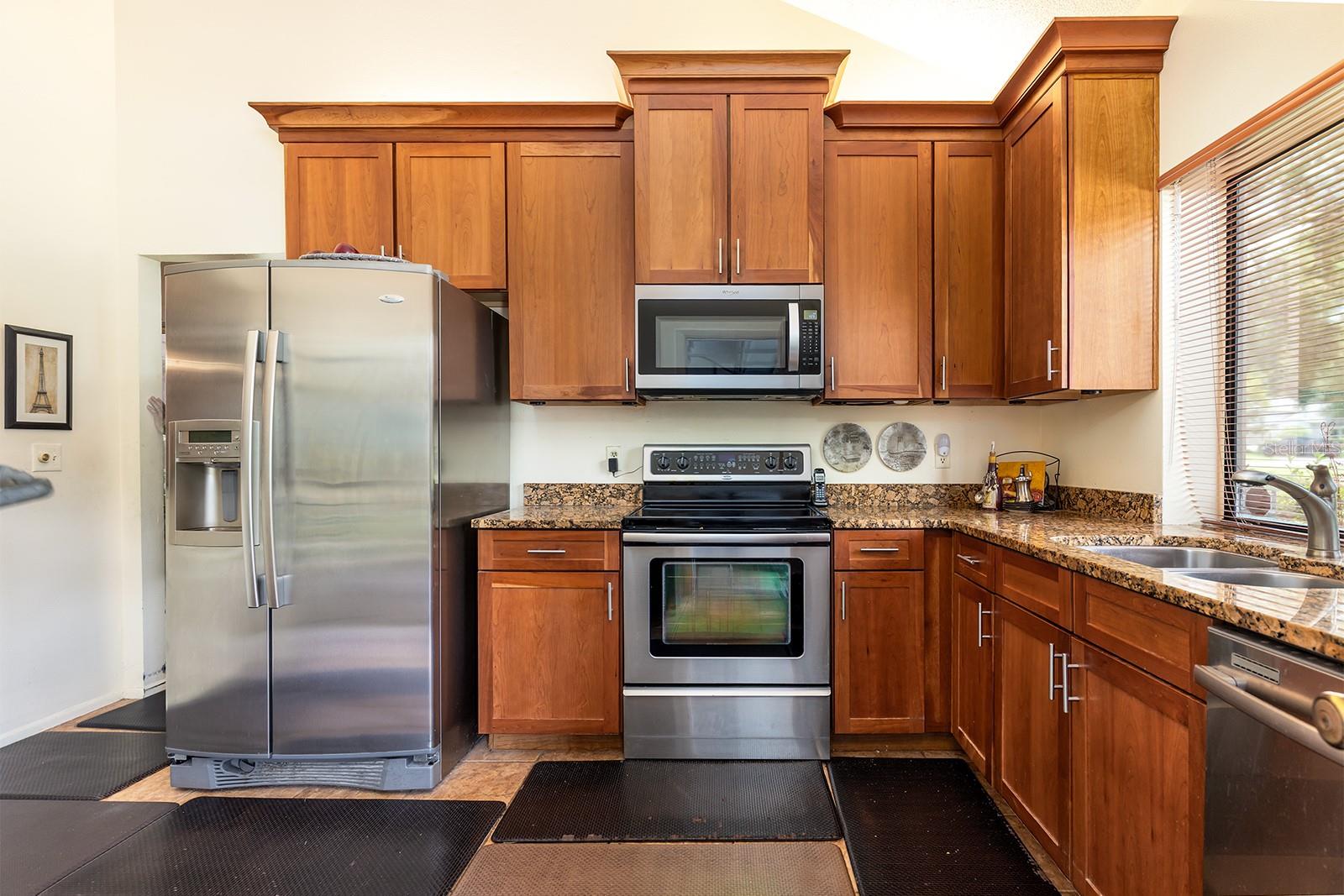 1638 GRAND OAK DRIVE