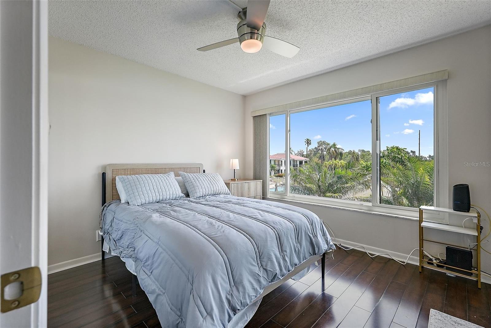 BAHIA DEL MAR I - Residential