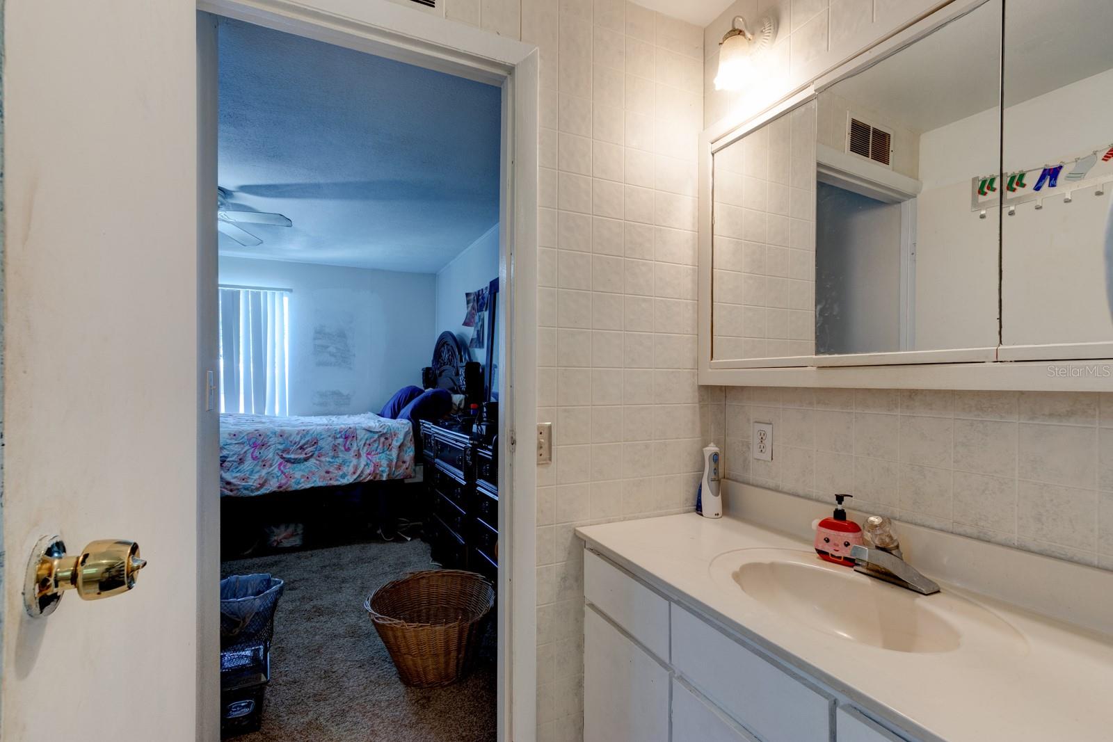 MASON & CARSWELLS HOLLY HILL - Residential