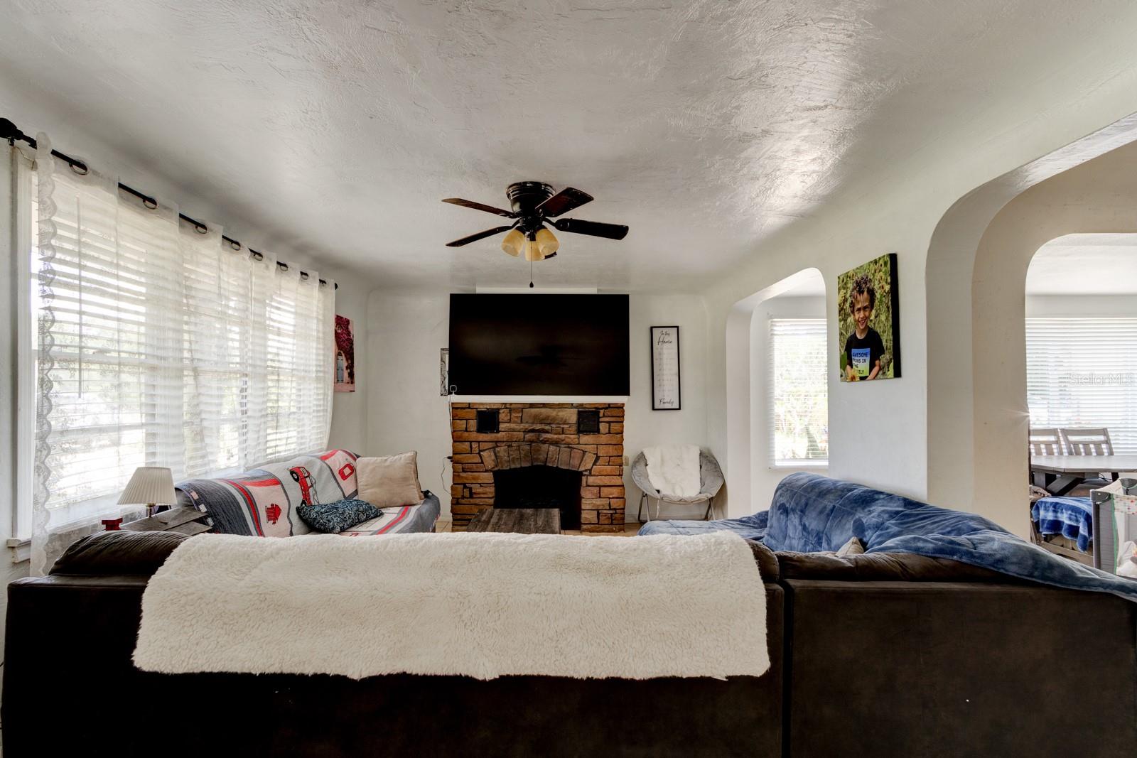 MASON & CARSWELLS HOLLY HILL - Residential