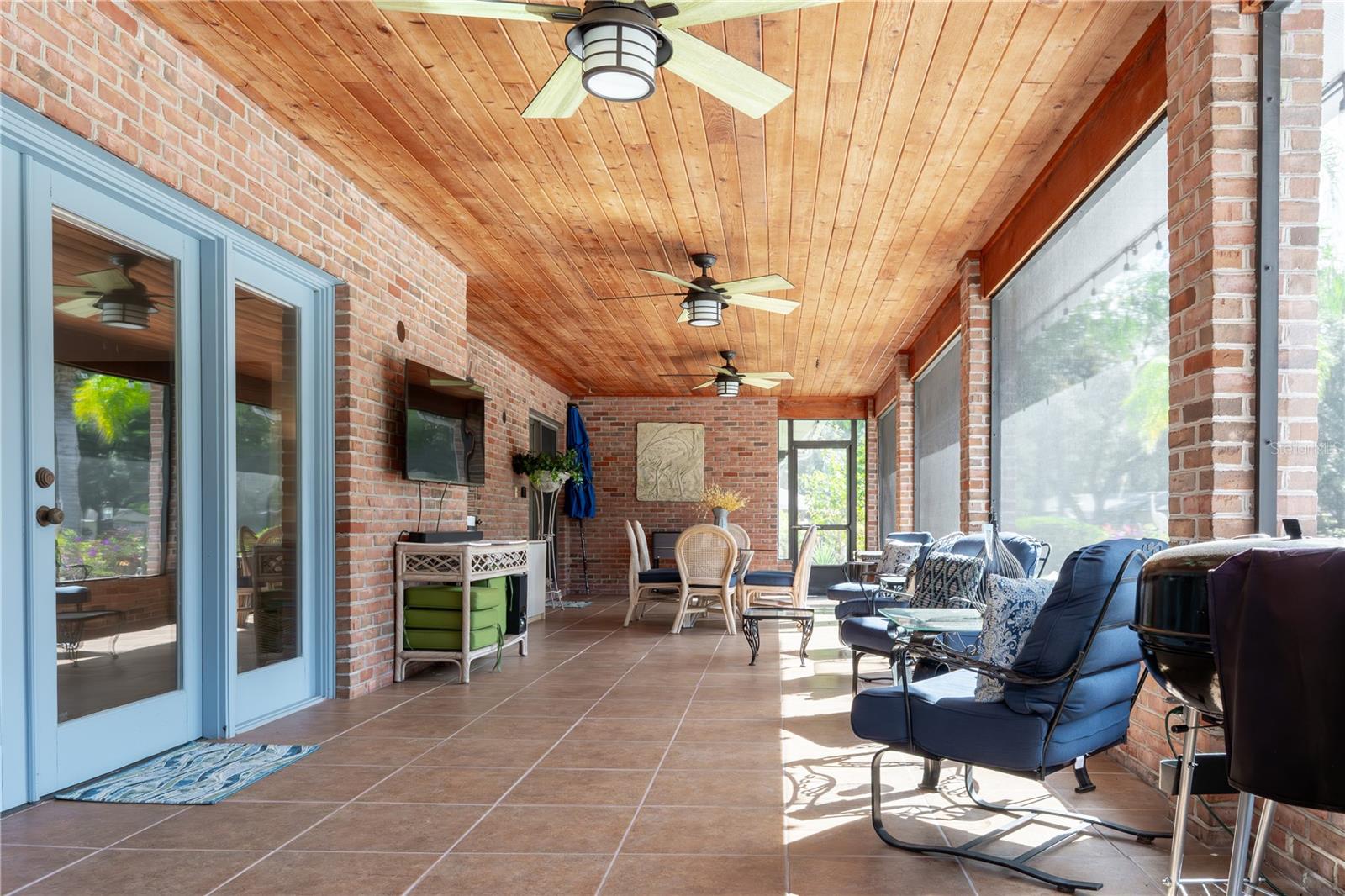 MAJESTIC OAKS SUB - Residential