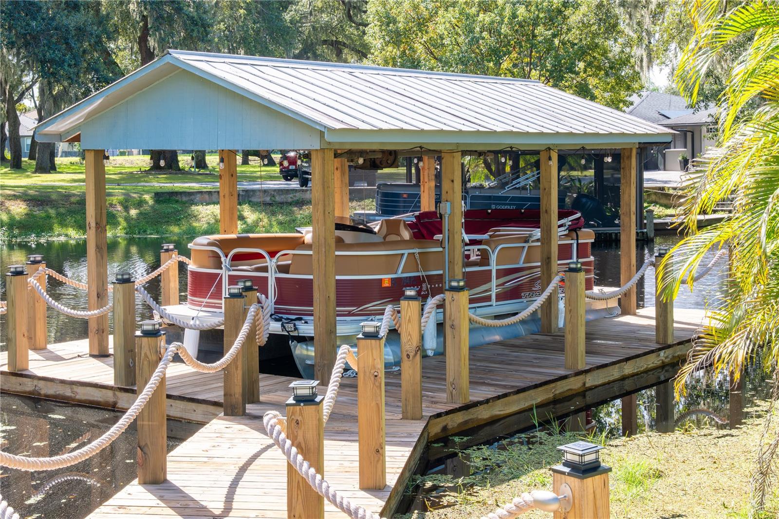 MAJESTIC OAKS SUB - Residential