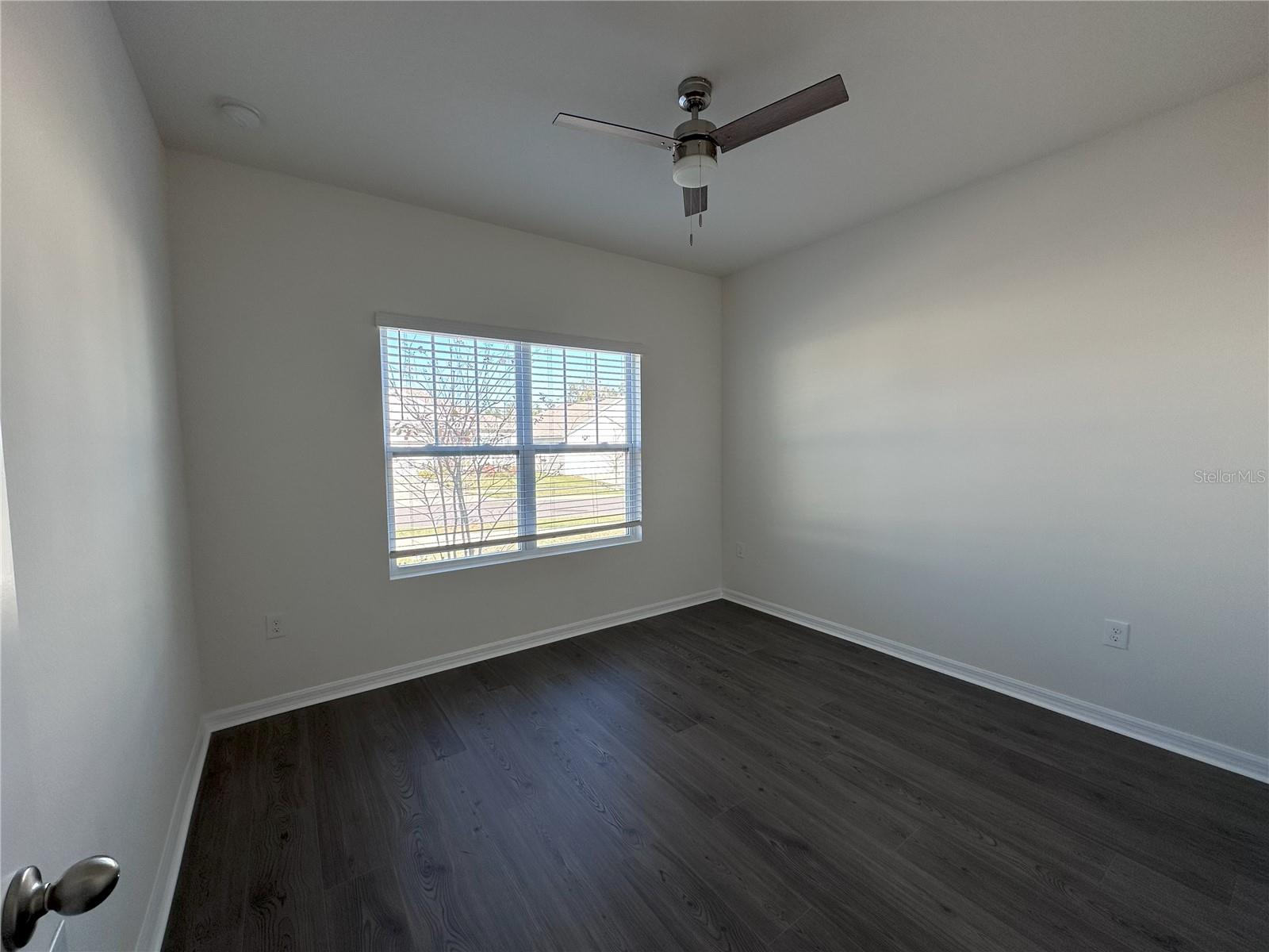 CHESTNUT VILLAGE PH II PB 35 PG 74 - Residential Lease