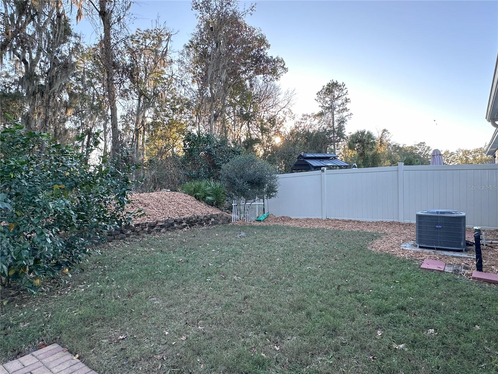 CHESTNUT VILLAGE PH II PB 35 PG 74 - Residential Lease