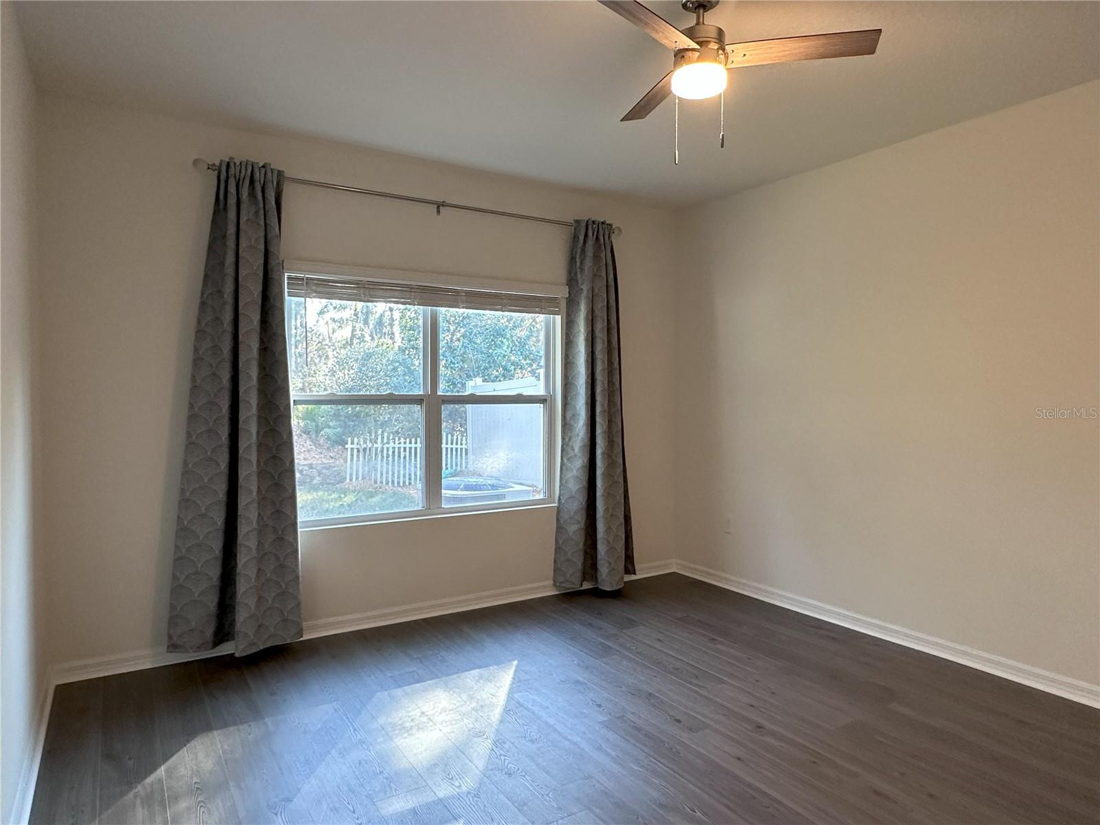 CHESTNUT VILLAGE PH II PB 35 PG 74 - Residential Lease