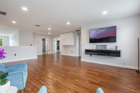 Tiny photo for 637 Neptune Drive, Groveland, FL 34736 (MLS # G5098061)