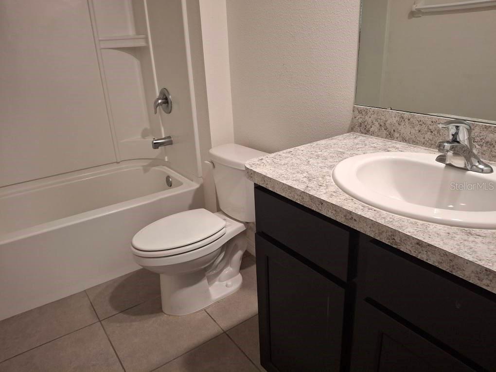 BELLA LAGO PH I - Residential Lease