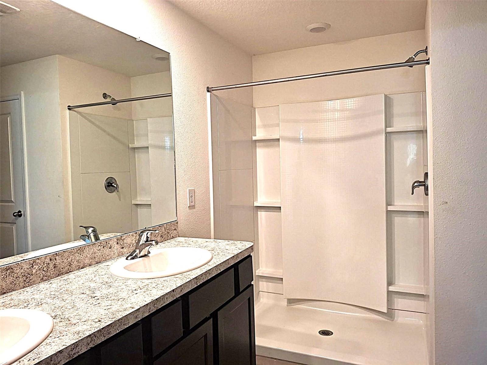 BELLA LAGO PH I - Residential Lease