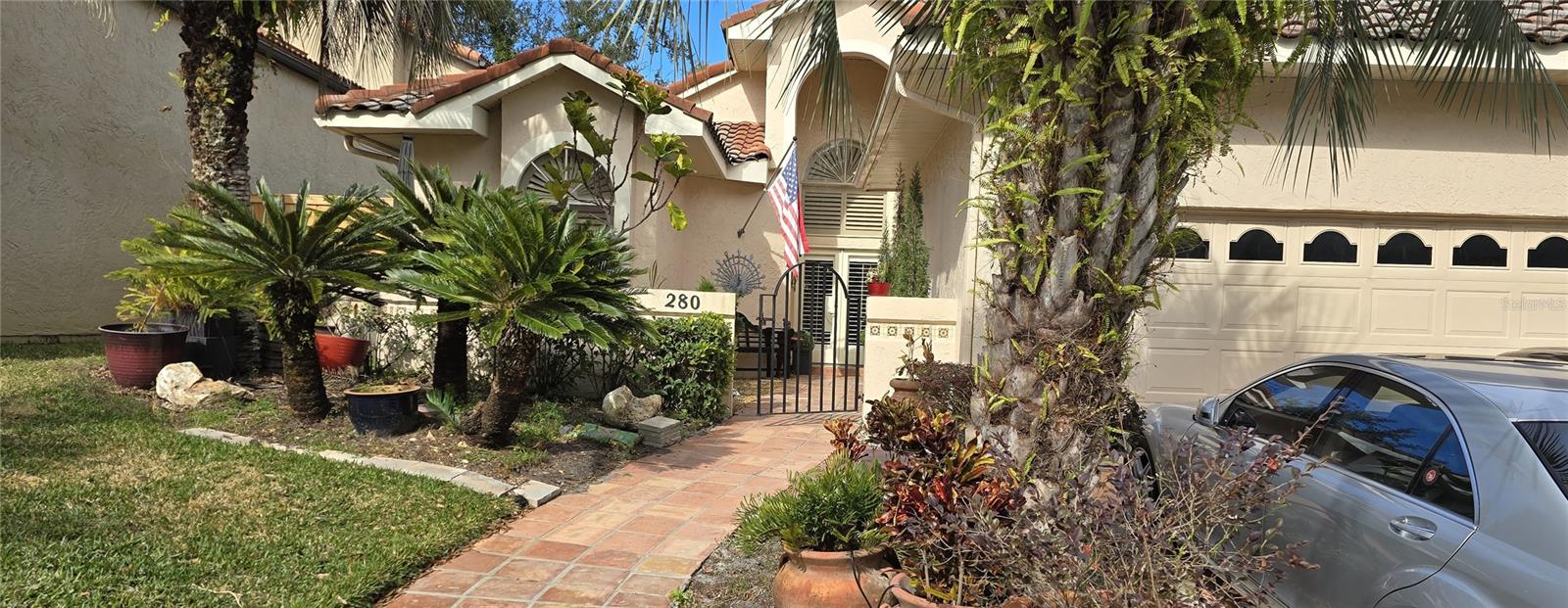 COLONY THE - Residential