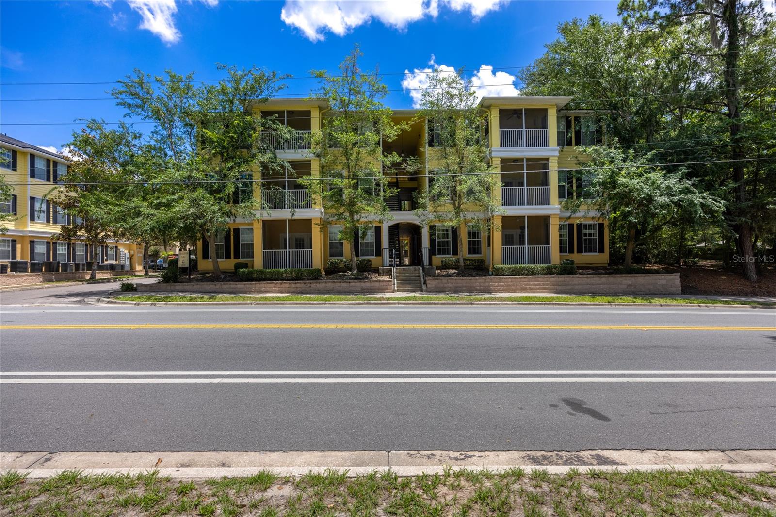 CHARLESTON PLACE - Residential