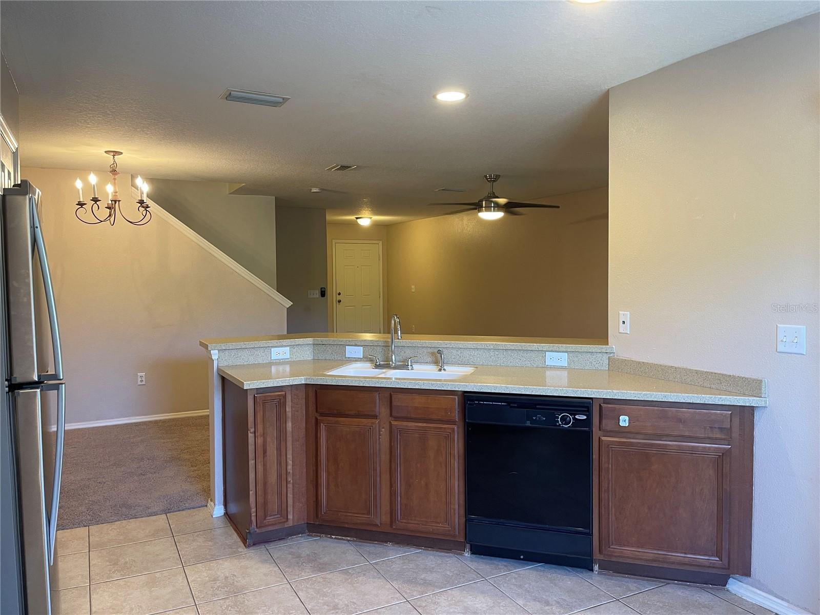 EDGEWATER AT LAKE BRANDON - Residential Lease