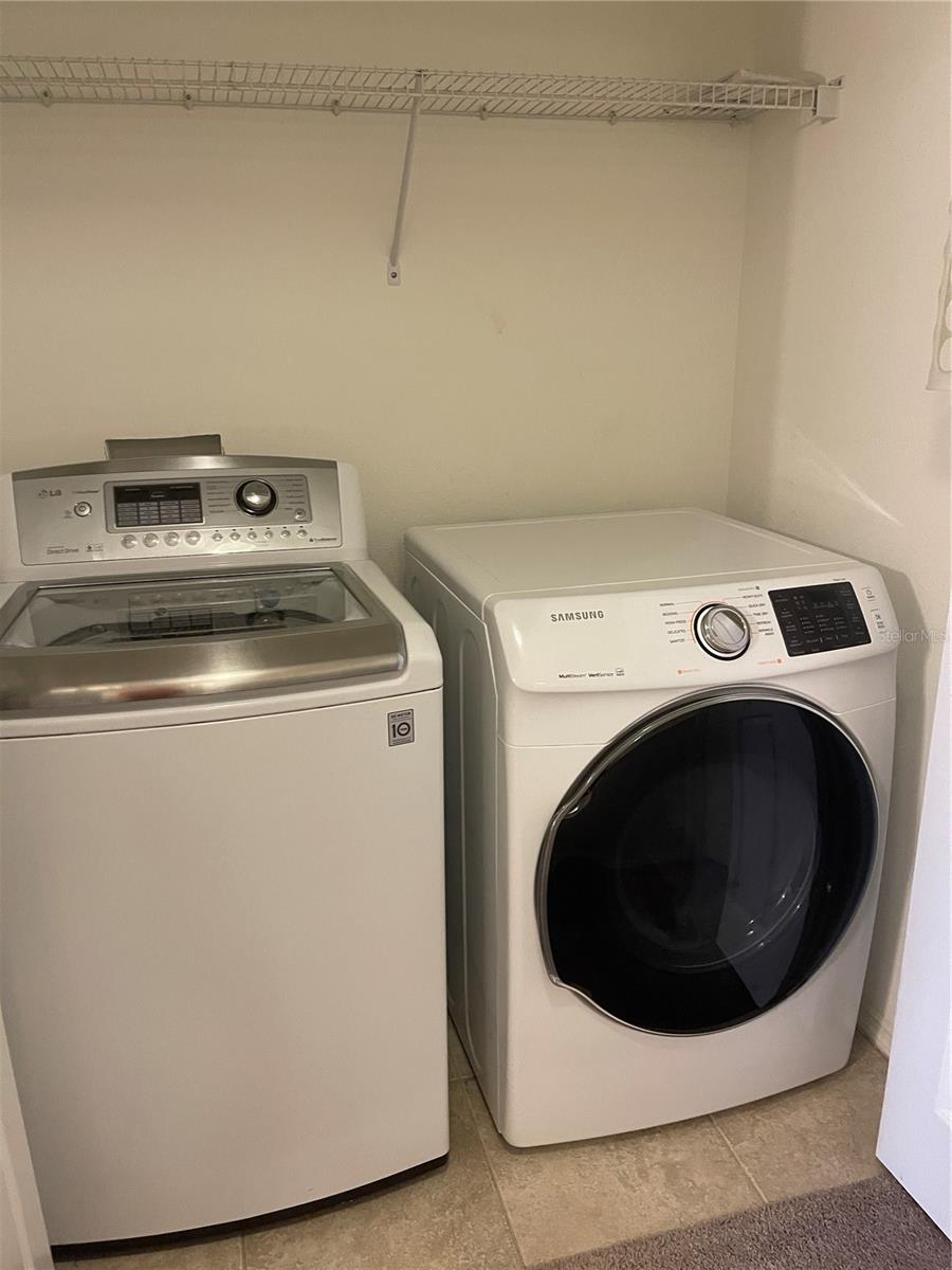 EDGEWATER AT LAKE BRANDON - Residential Lease