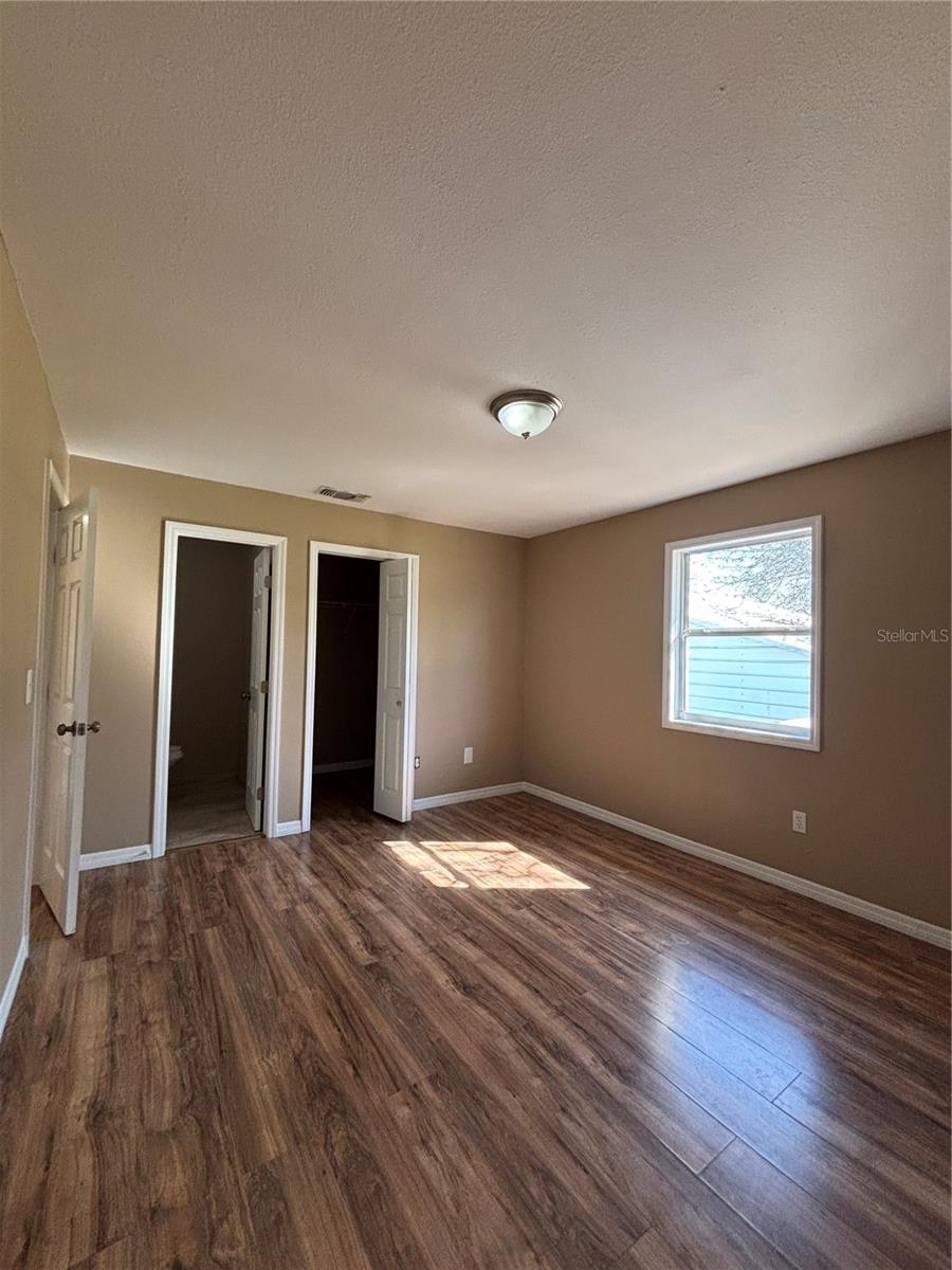 EDWIN M REAVES - Residential