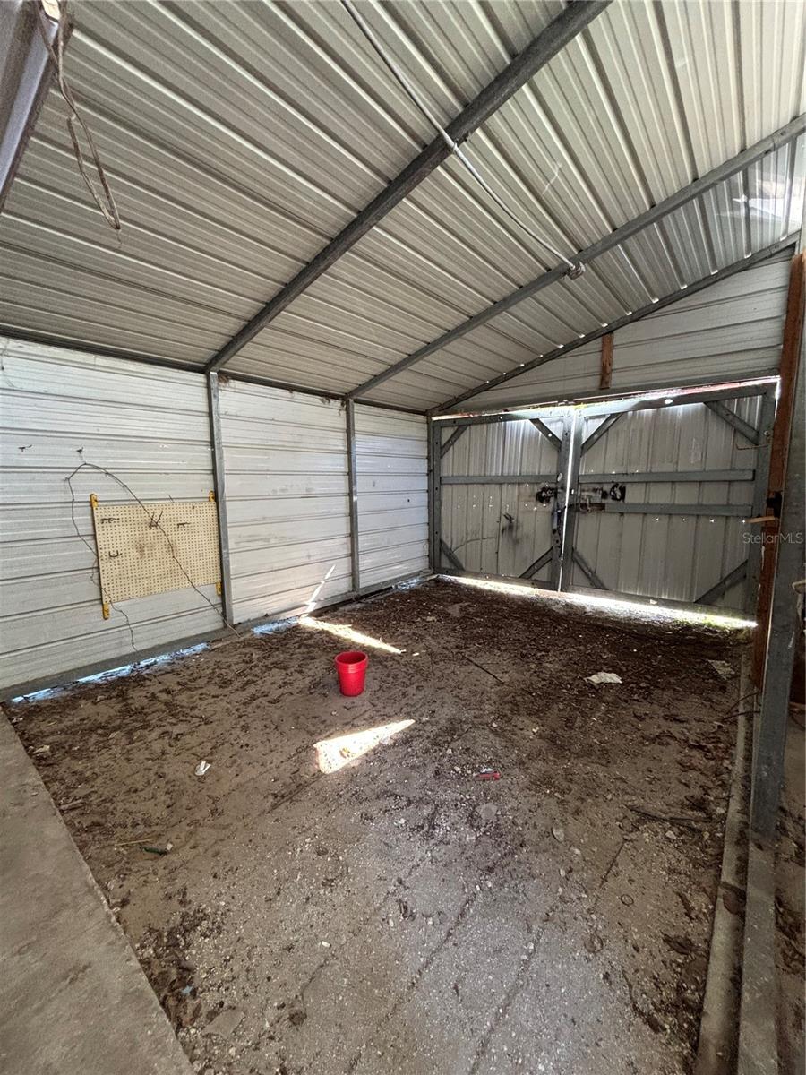 EDWIN M REAVES - Residential