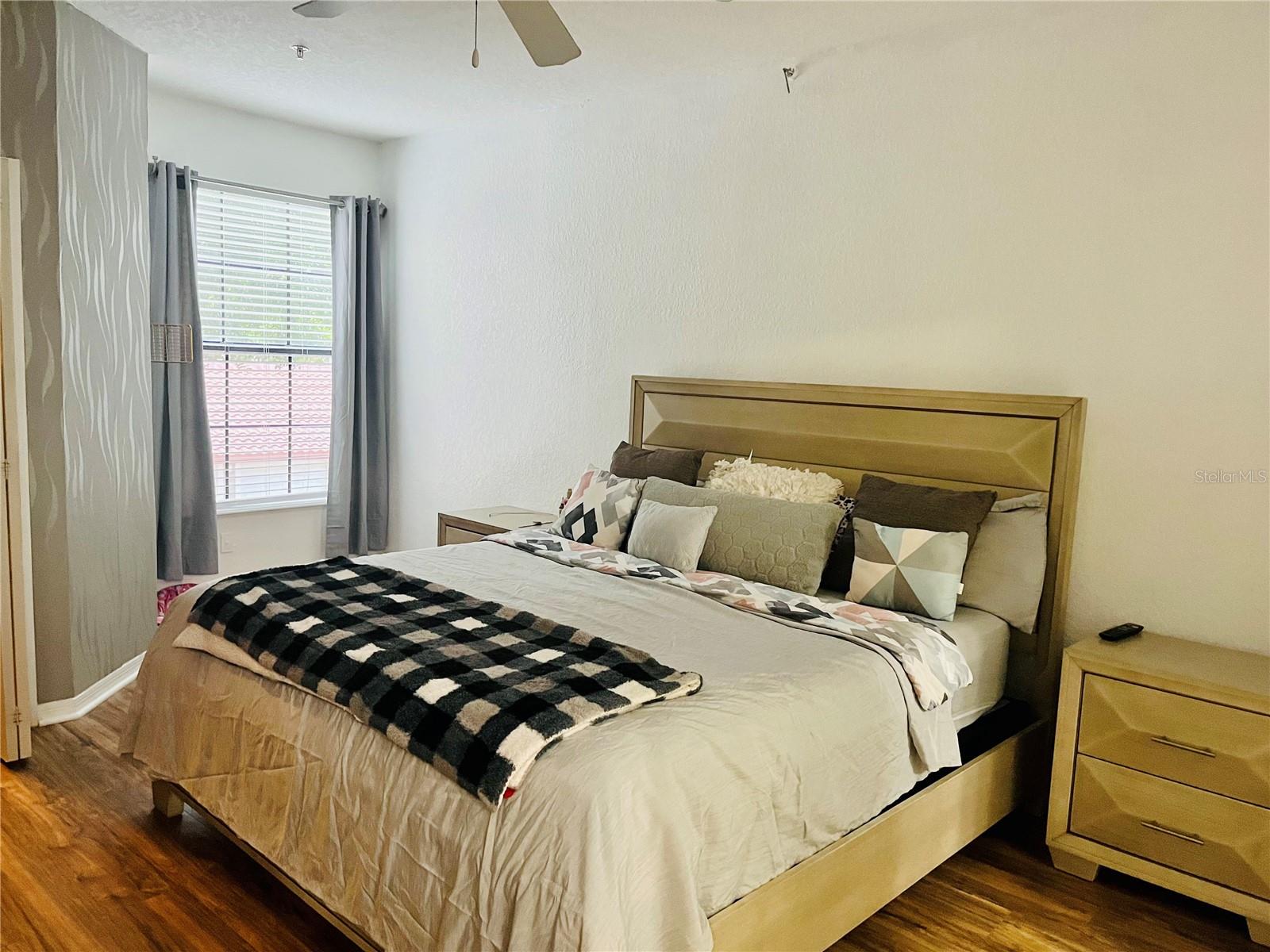 SERENATA CONDO - Residential Lease