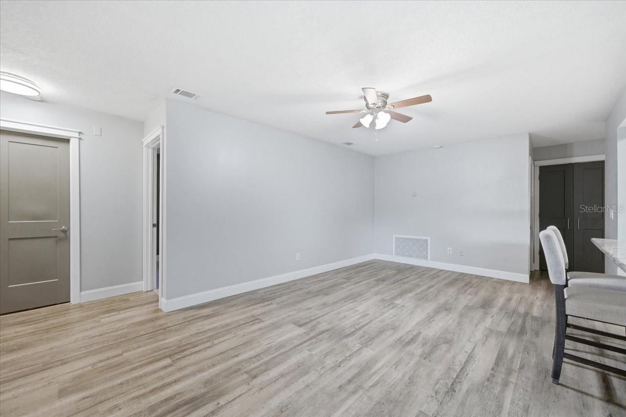 WINGATE VILLAGE UNIT 01 - Residential