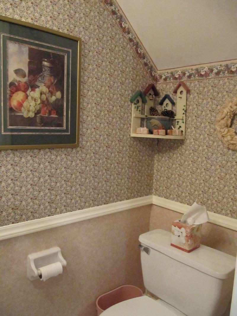 LAKE HOWELL ARMS CONDO - Residential Lease