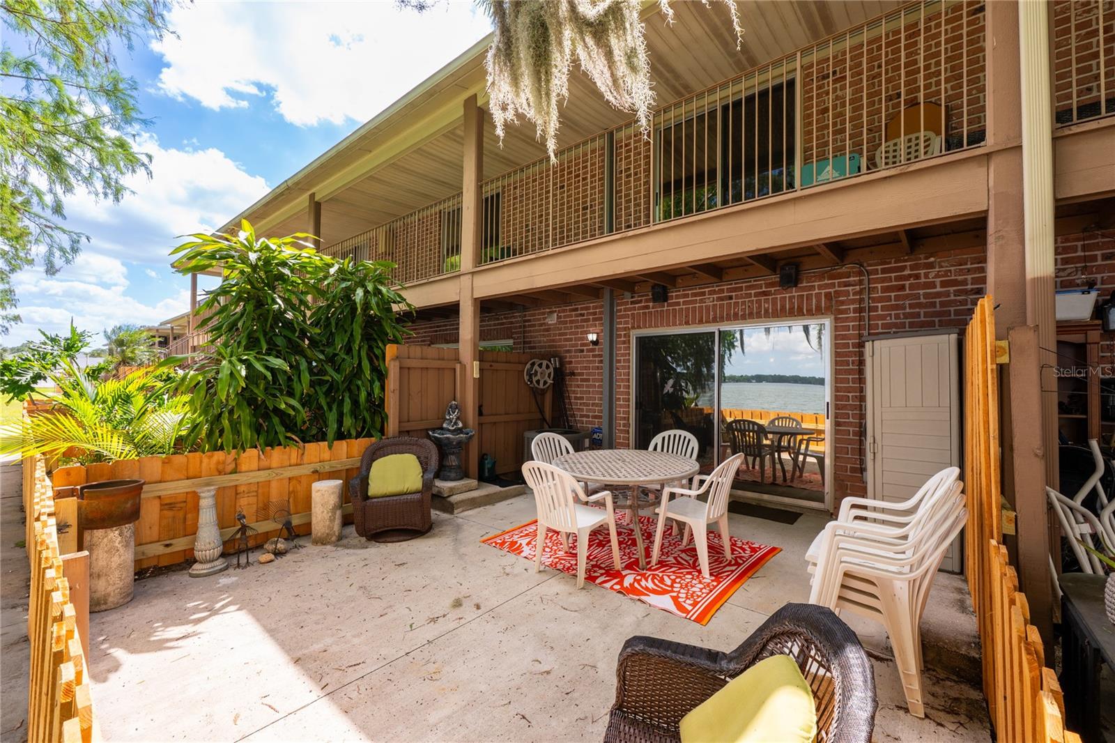 LAKE HOWELL ARMS CONDO - Residential Lease