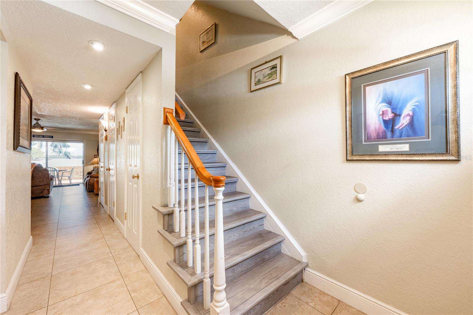 LAKE HOWELL ARMS CONDO - Residential Lease