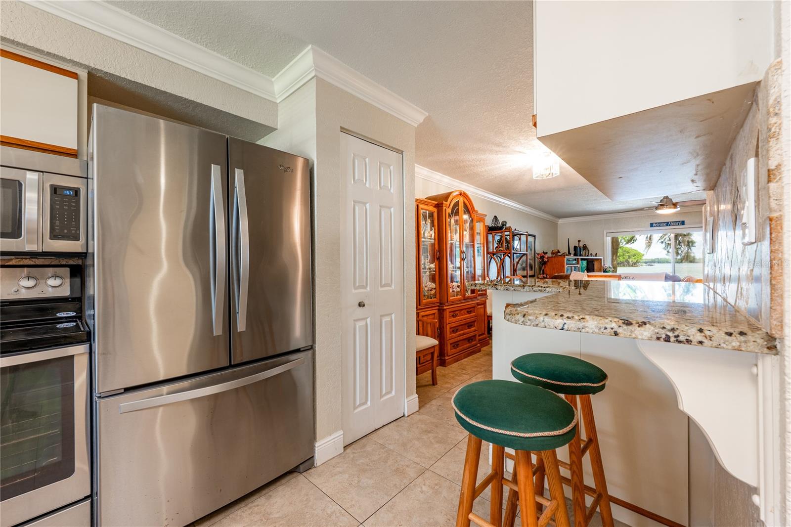 LAKE HOWELL ARMS CONDO - Residential Lease