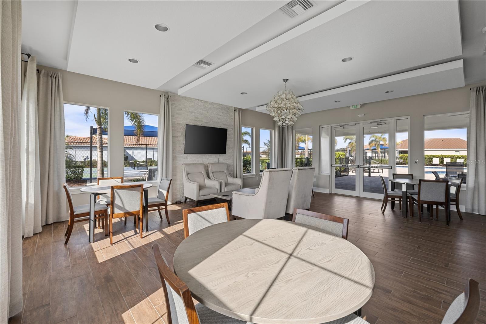 VENICE WOODLANDS PH 1 - Residential