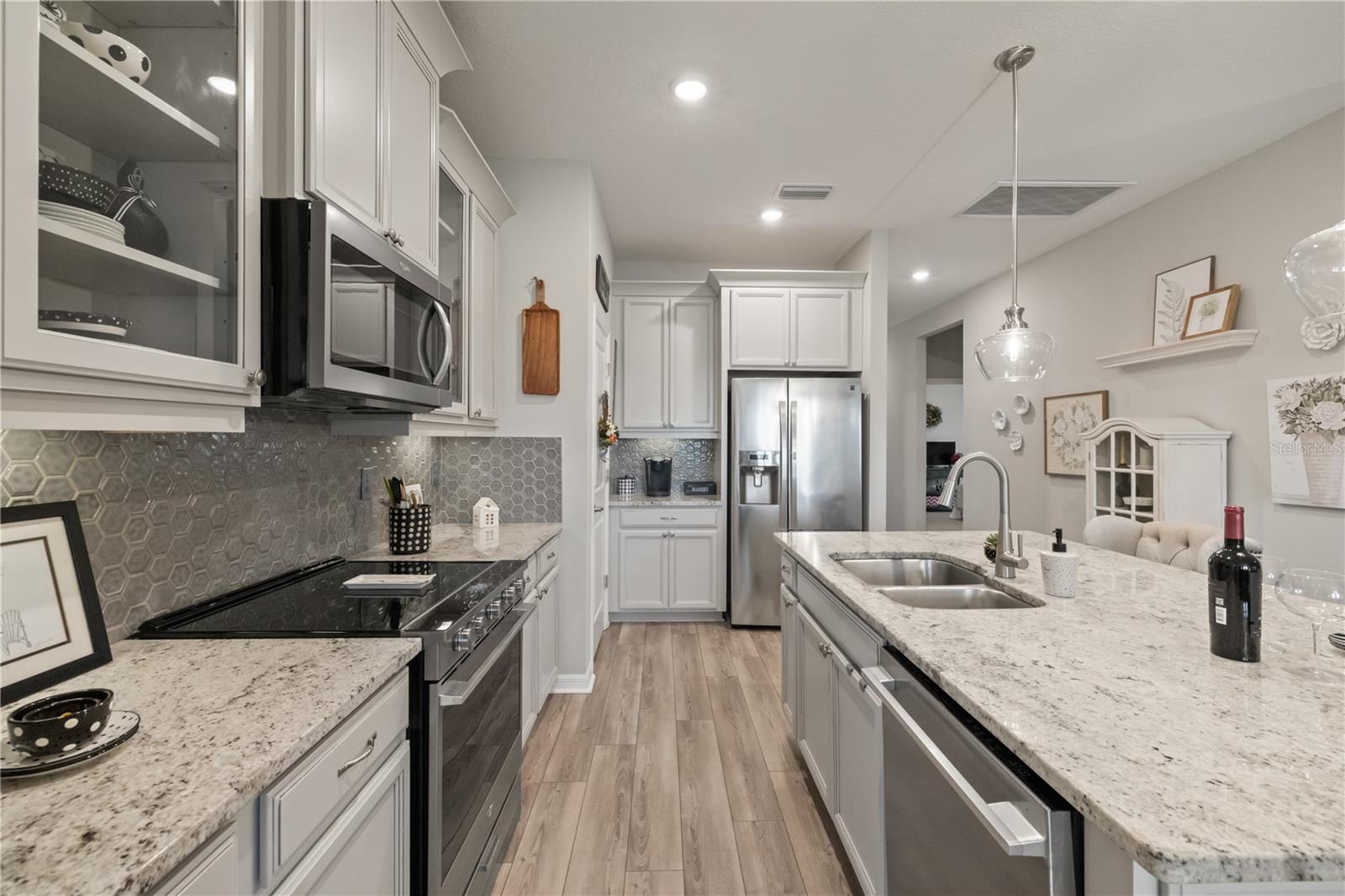 VENICE WOODLANDS PH 1 - Residential