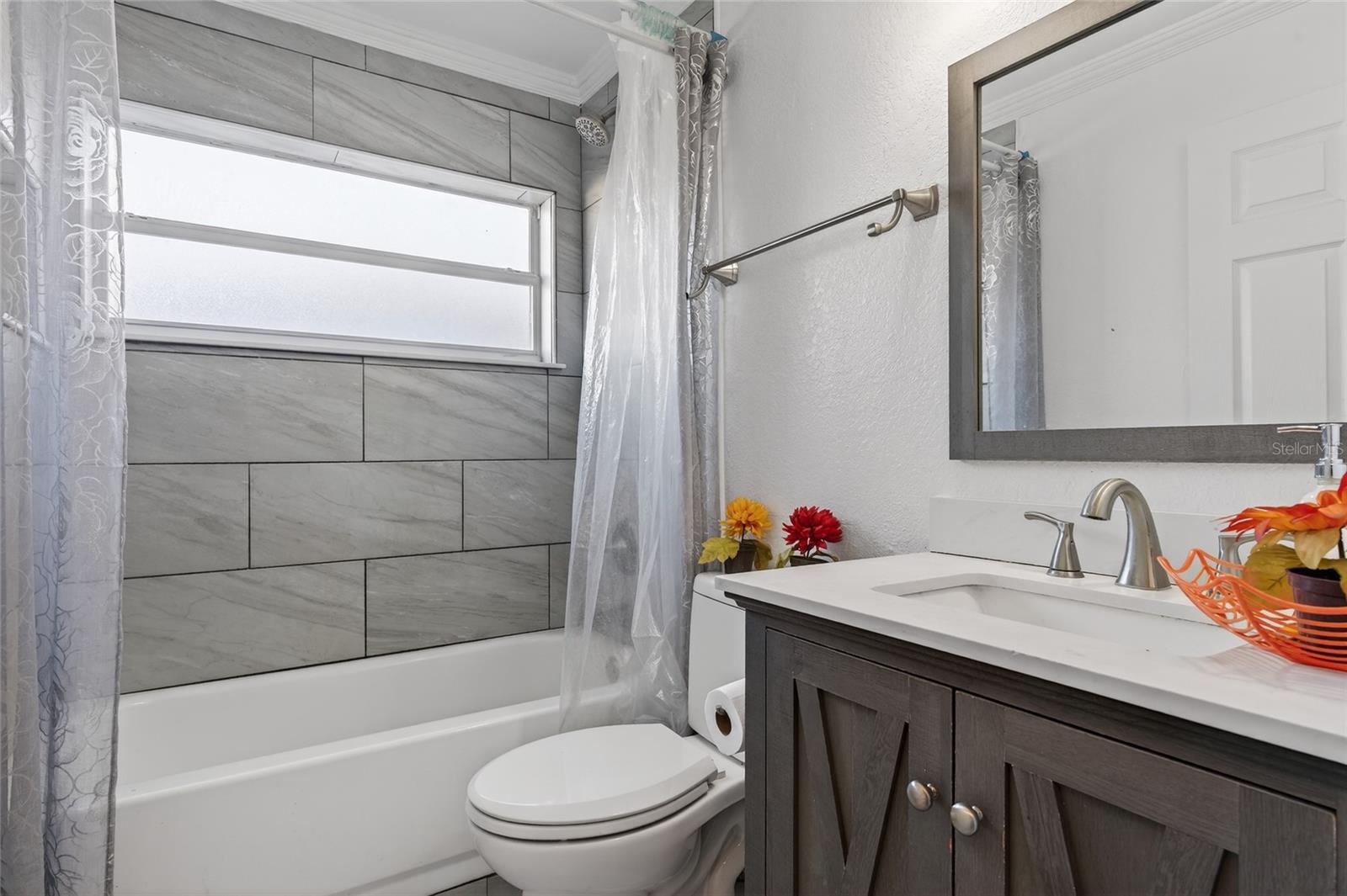 LAUREL MEADOWS - Residential