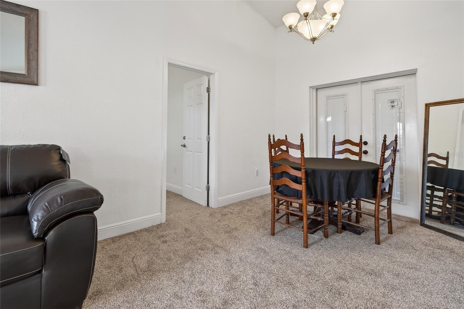 LAUREL MEADOWS - Residential