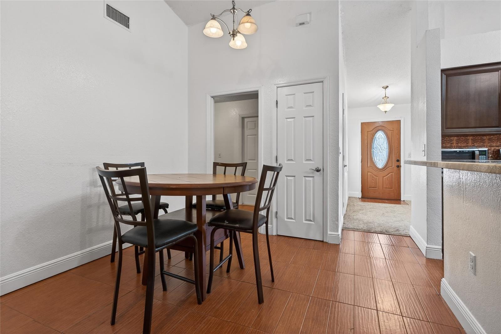 LAUREL MEADOWS - Residential