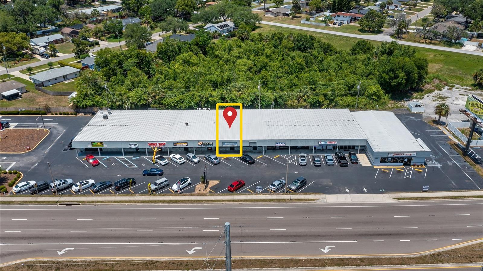 TAVARES LAKEWOOD PARK - Commercial Lease