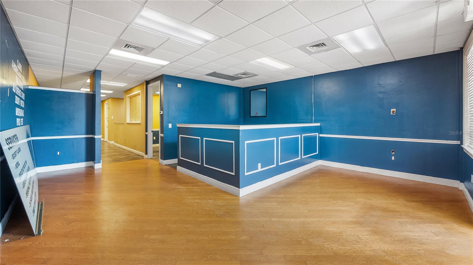 TAVARES LAKEWOOD PARK - Commercial Lease