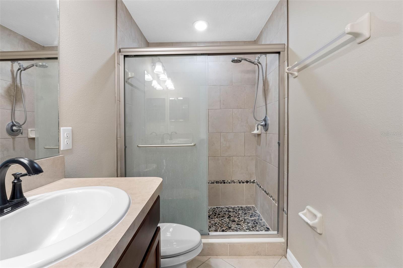 CHELSEA OAKS PH 2-A - Residential Lease