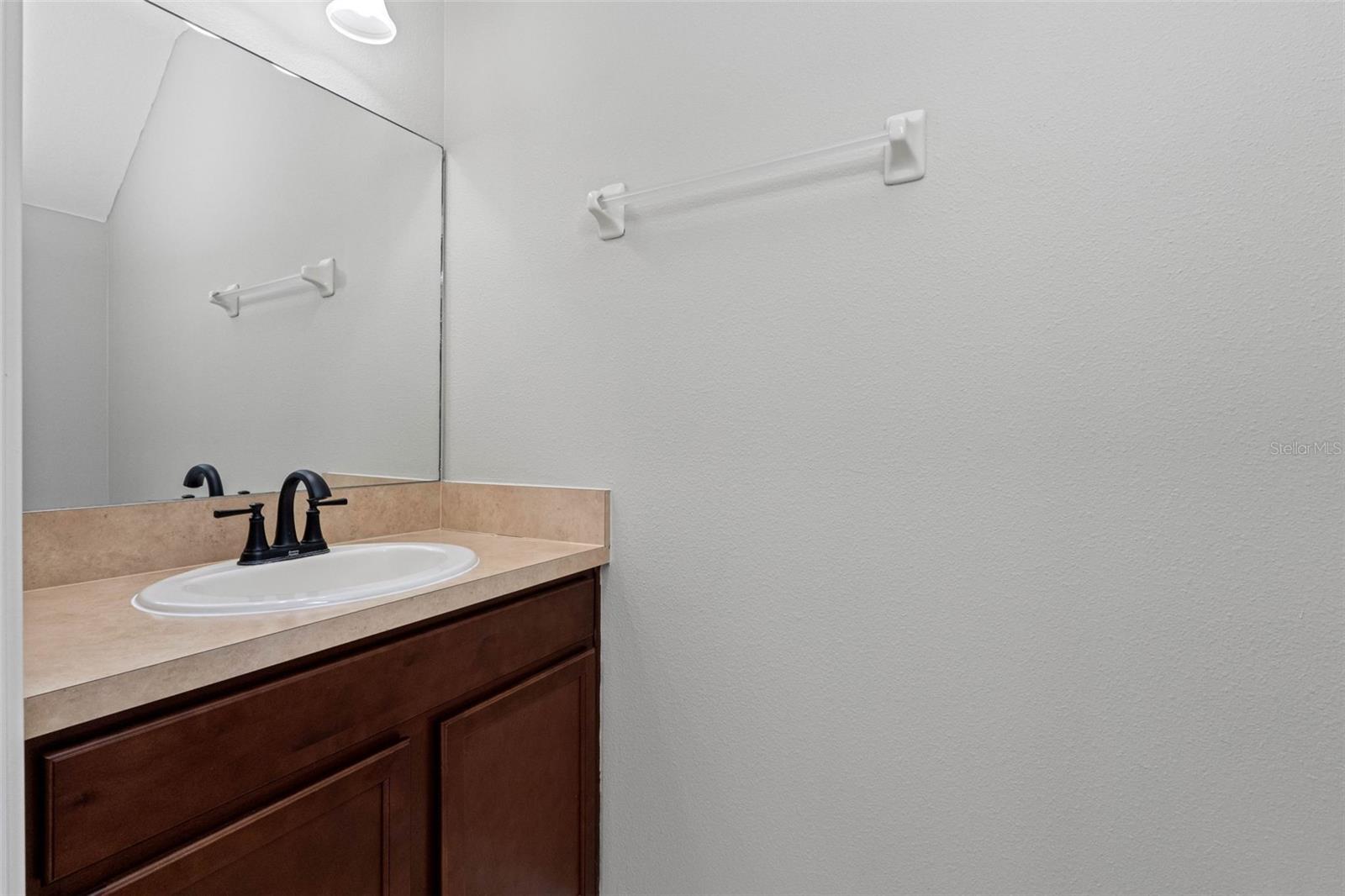 CHELSEA OAKS PH 2-A - Residential Lease