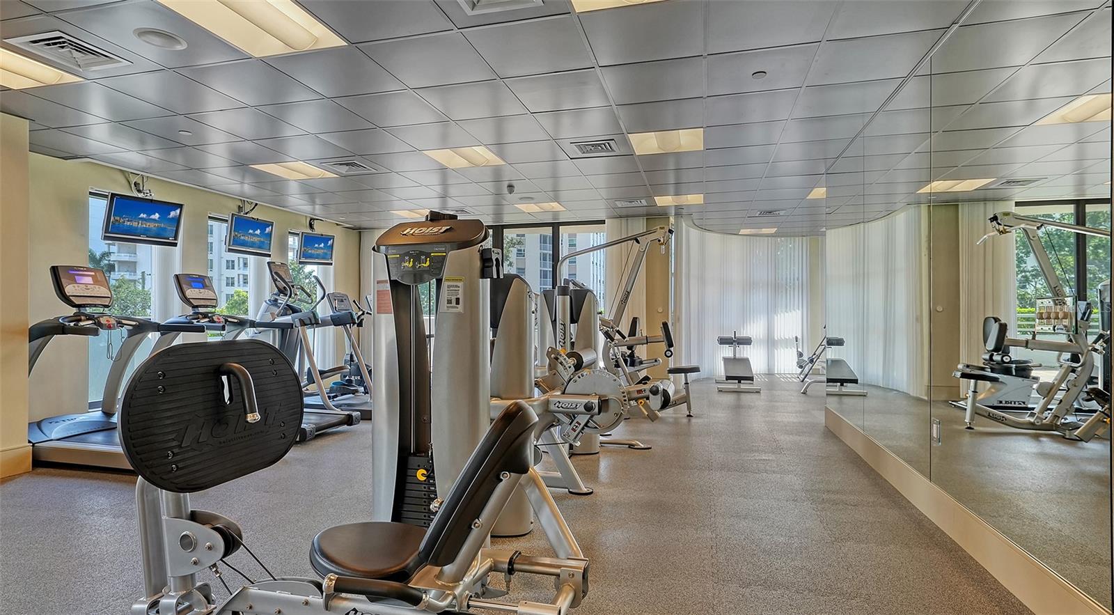 THE SAVOY ON PALM - Residential