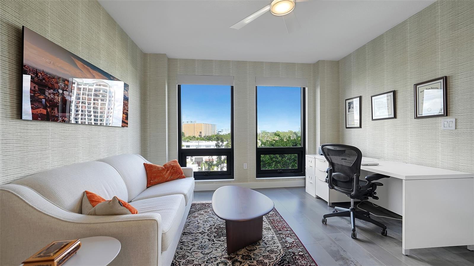 THE SAVOY ON PALM - Residential