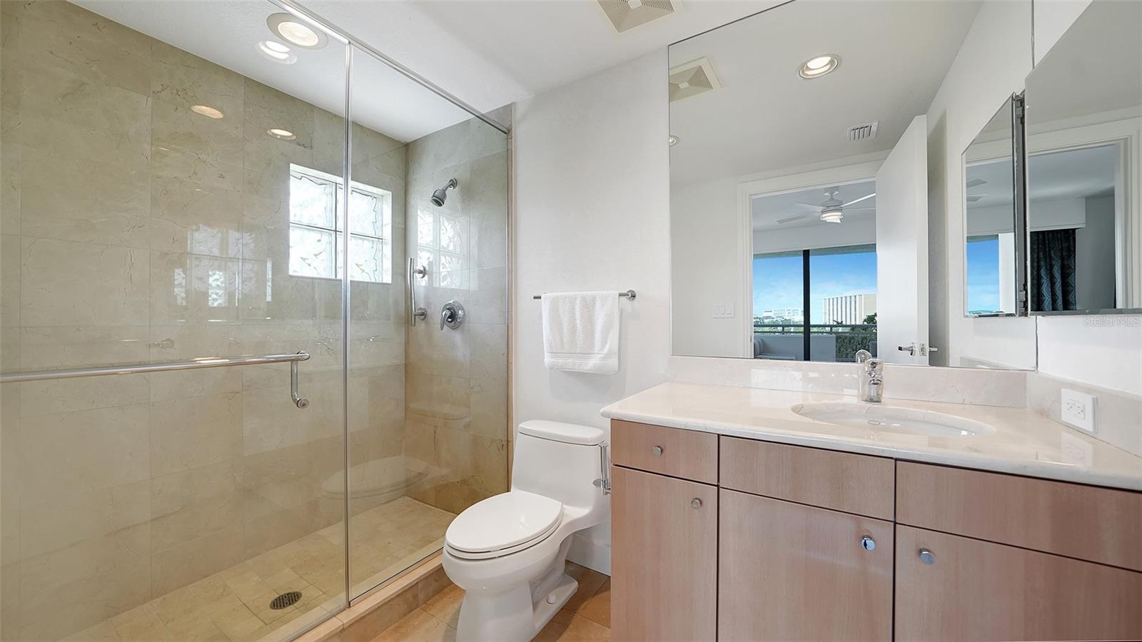 THE SAVOY ON PALM - Residential