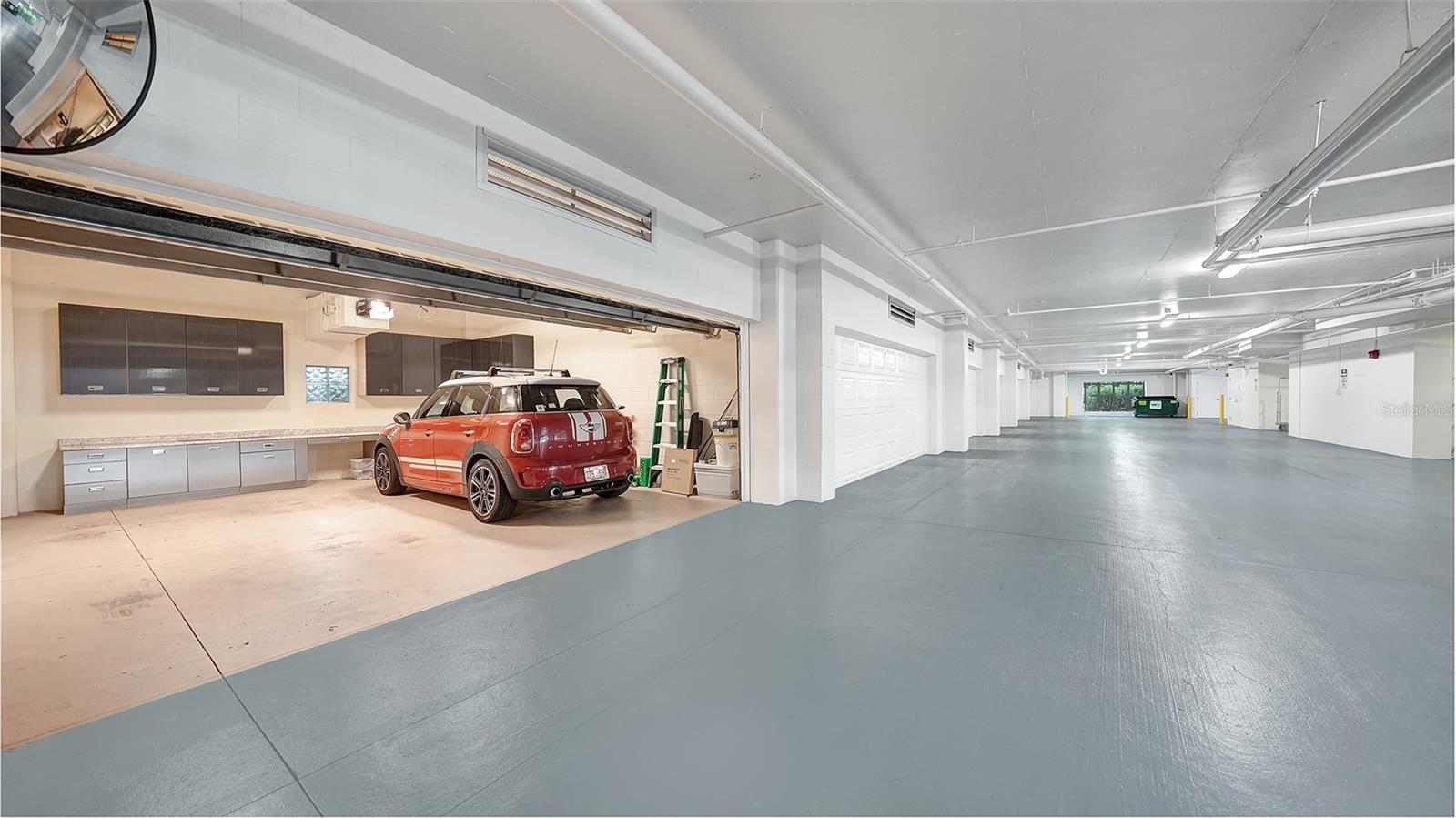 THE SAVOY ON PALM - Residential