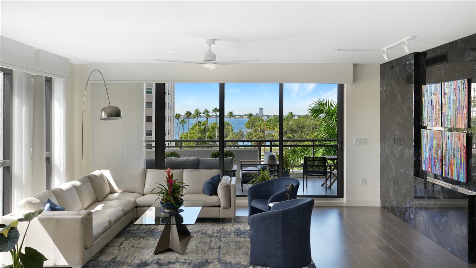 THE SAVOY ON PALM - Residential