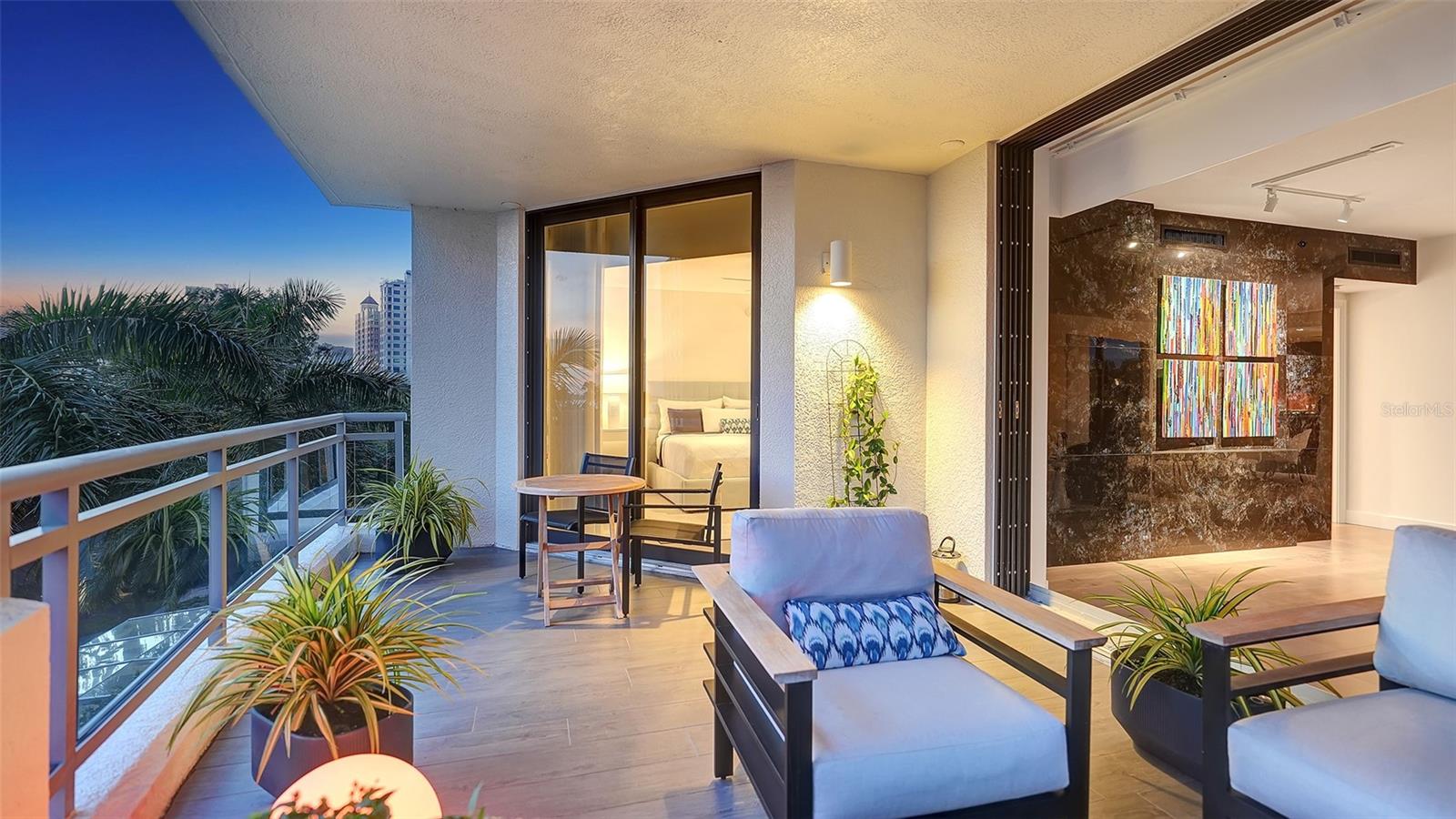 THE SAVOY ON PALM - Residential