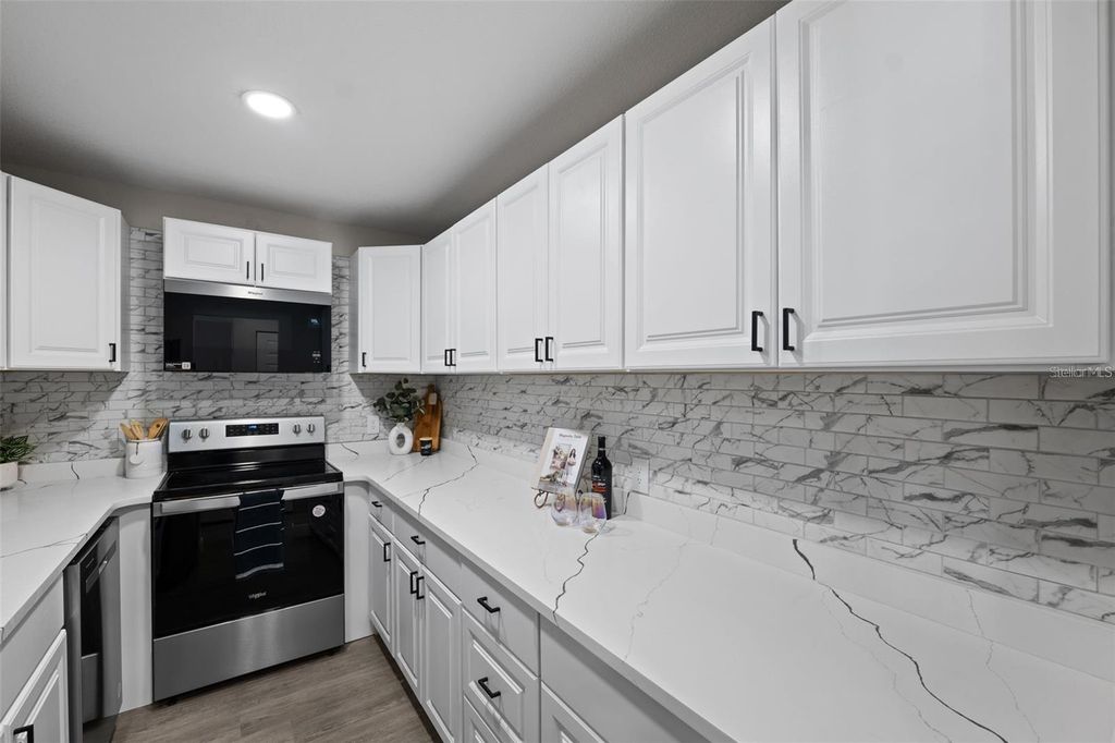 Photo of 4610 W Gray Street #109, Tampa, FL 33609 (MLS # TB8494318)