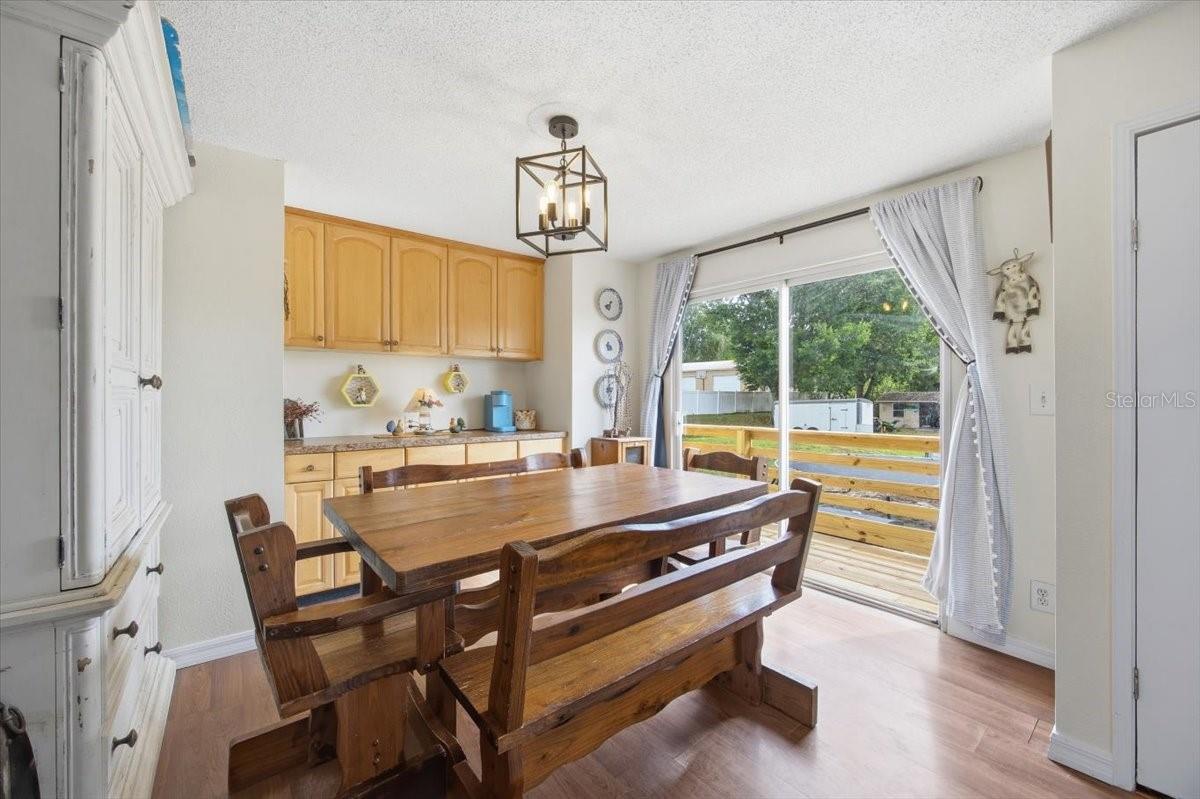 WALKER GRVS - Residential