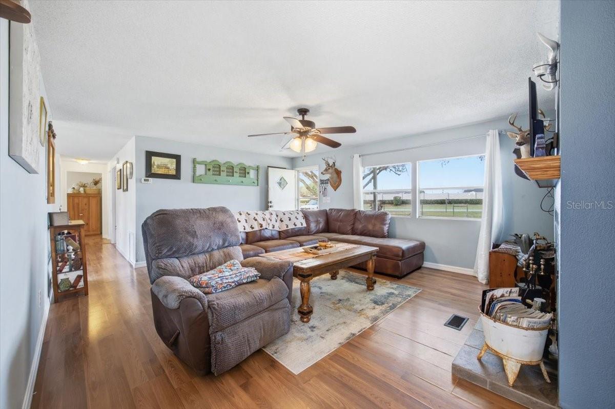 WALKER GRVS - Residential