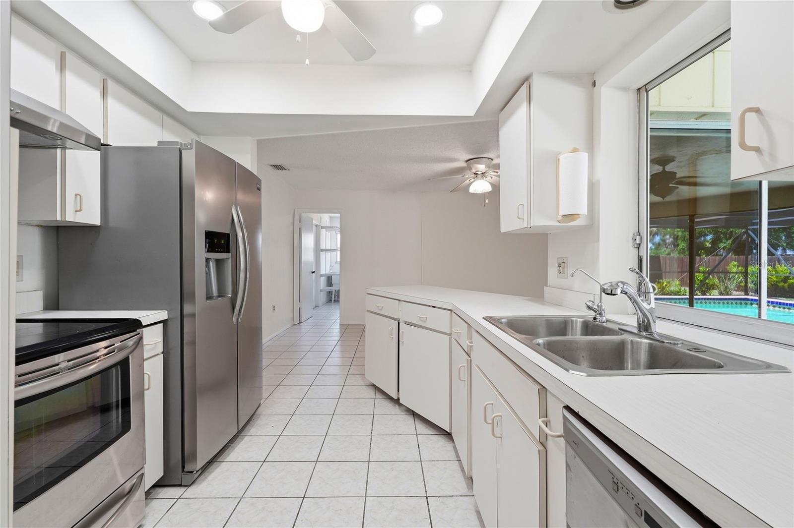VENICE EAST 3RD ADD - Residential