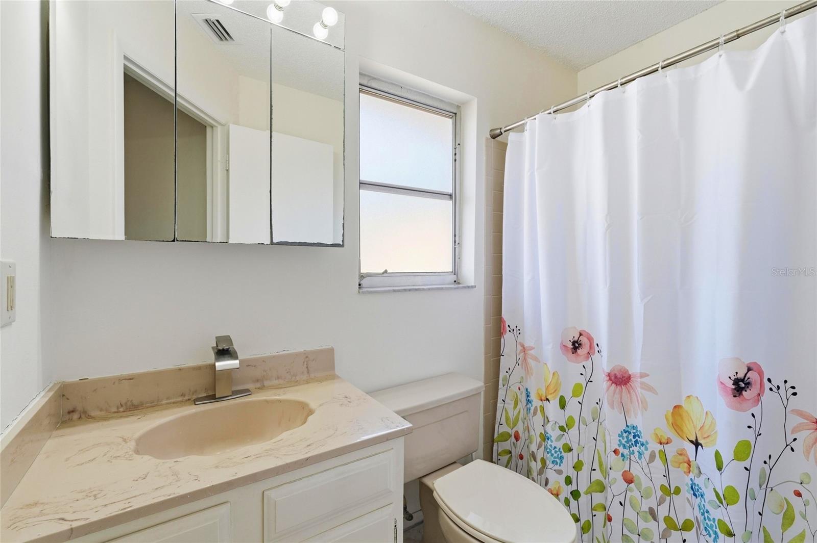 VENICE EAST 3RD ADD - Residential