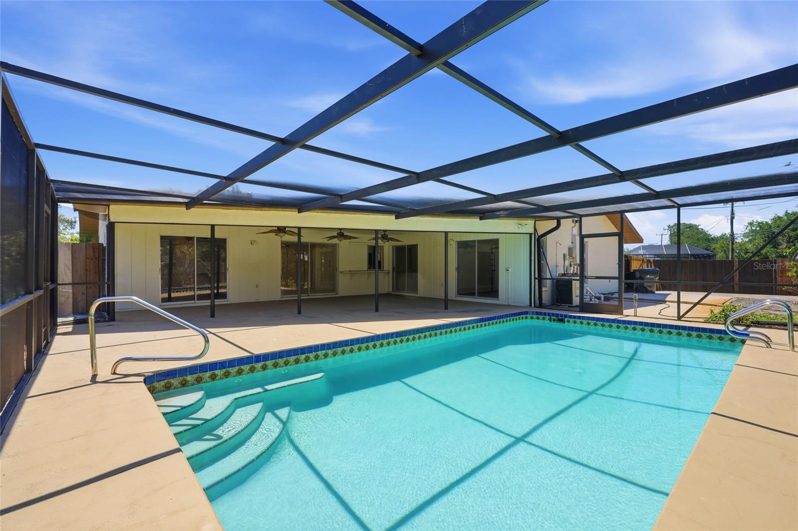 290 MOUNT VERNON DRIVE