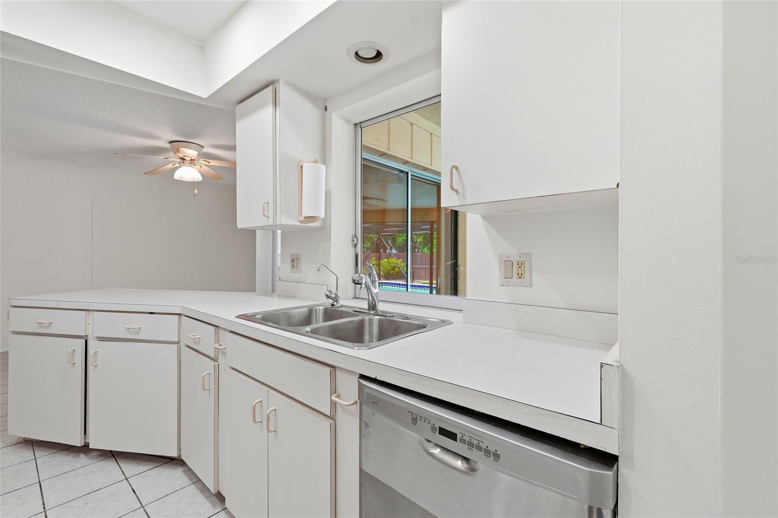 VENICE EAST 3RD ADD - Residential