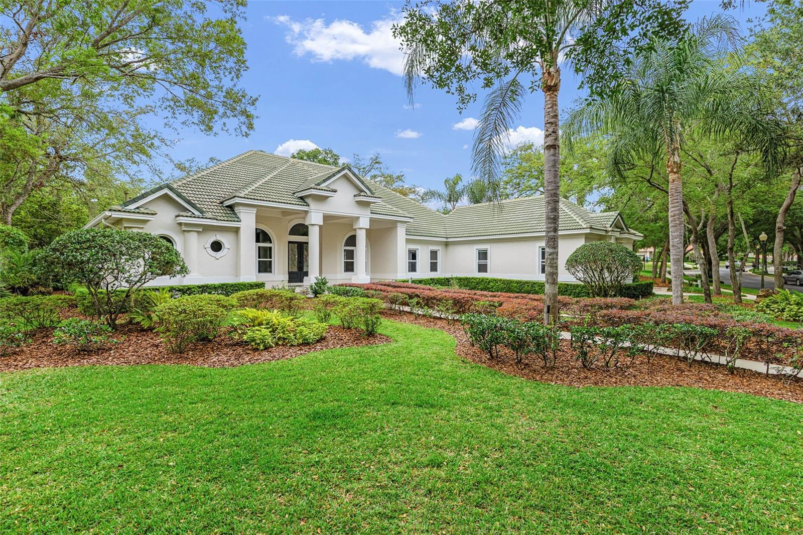 697 STONEFIELD LOOP