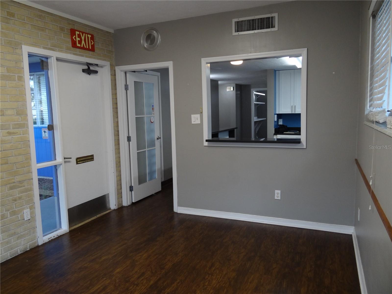 CENTRAL AVE HEIGHTS - Commercial Lease