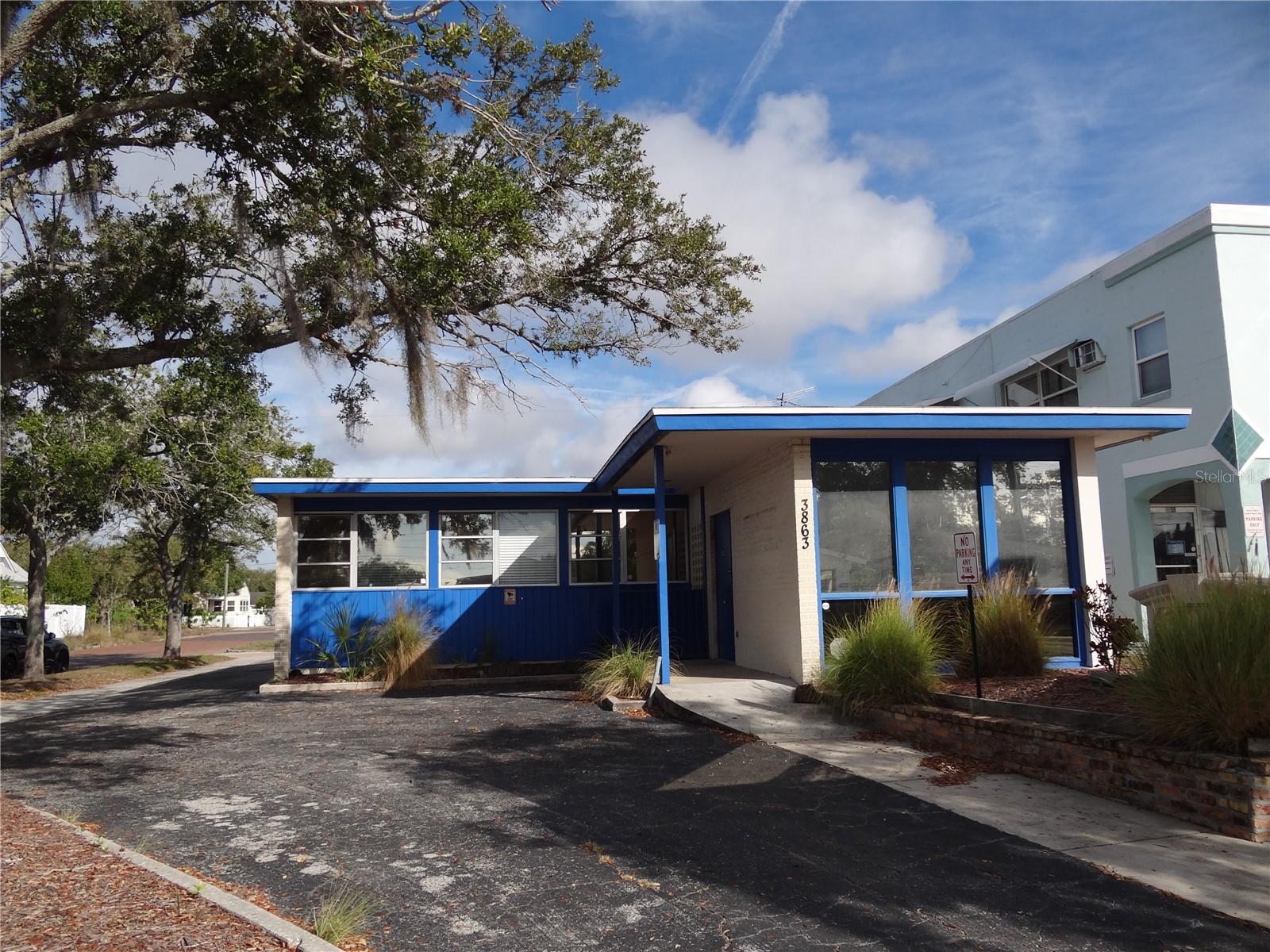 CENTRAL AVE HEIGHTS - Commercial Lease