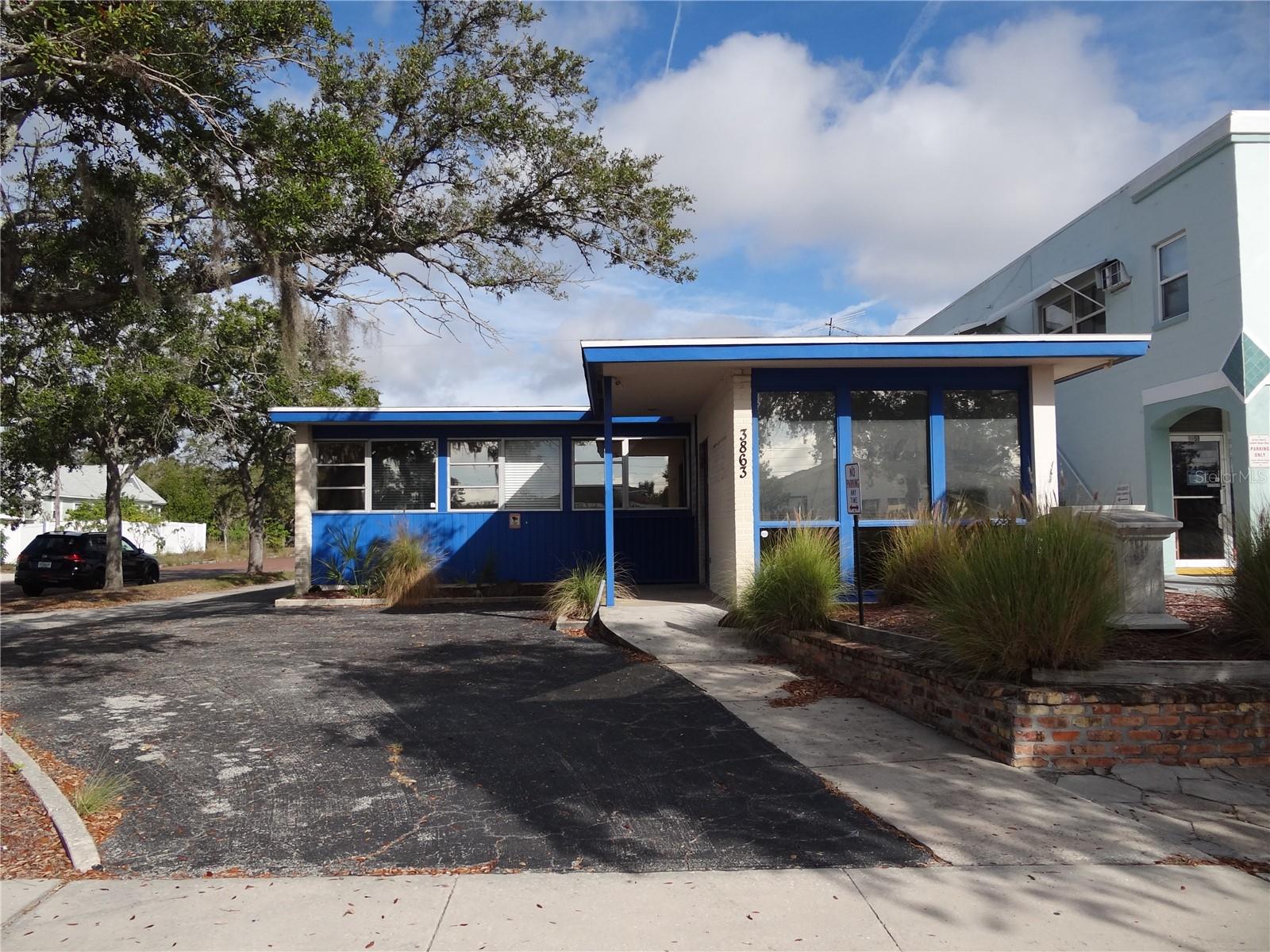 CENTRAL AVE HEIGHTS - Commercial Lease